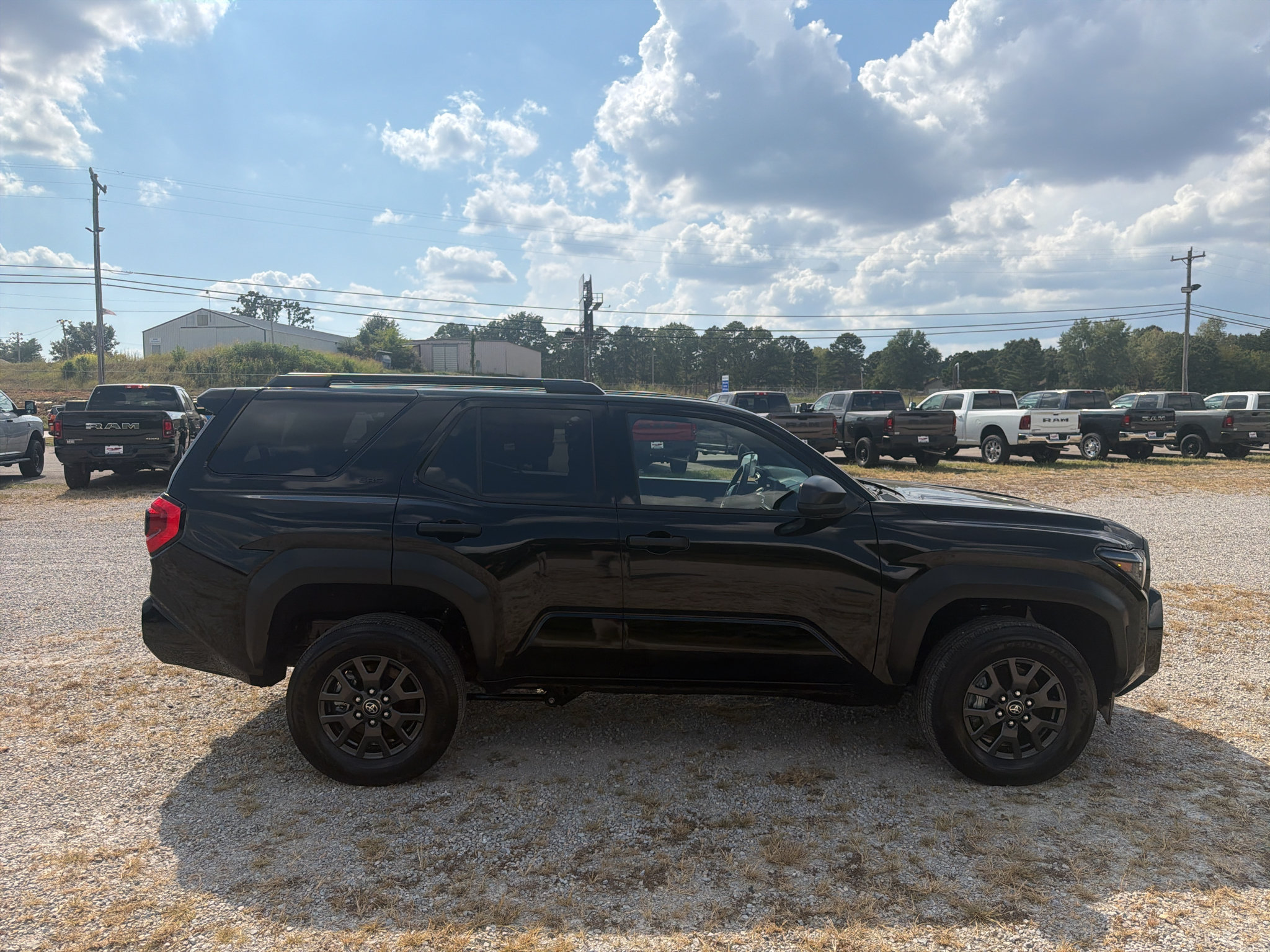 Used 2026 Toyota 4Runner SR5 AWD/4WD image 9