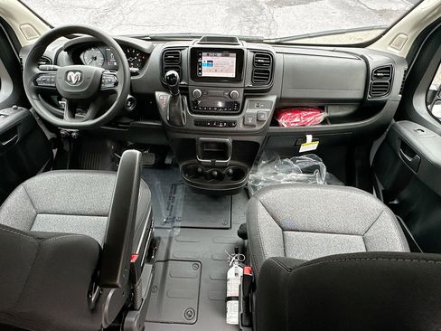Used 2024 RAM ProMaster 2500 w/ Safety Group image 28