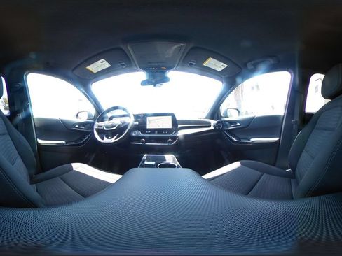 Used 2025 Chevrolet Equinox LT FWD image 43