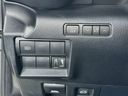 Used 2025 Lexus IS 350 F Sport w/ Accessory Package RWD image 10