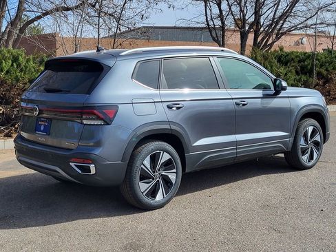 New 2026 Volkswagen Taos SE AWD/4WD image 4