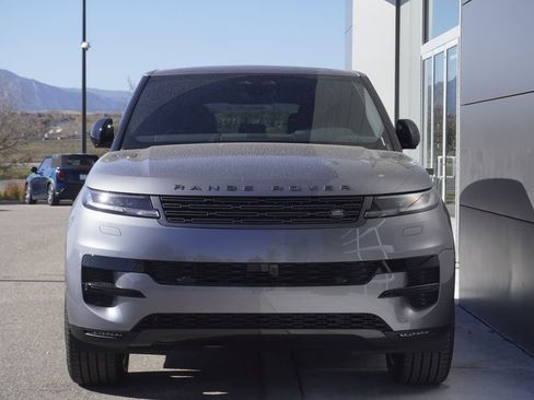 New 2025 Land Rover Range Rover Sport SE image 5