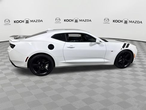 Used 2016 Chevrolet Camaro SS RWD image 19