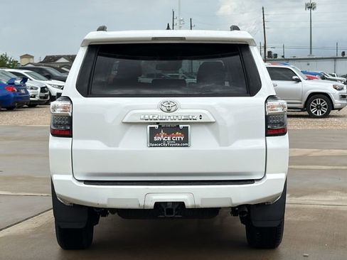 Certified 2024 Toyota 4Runner SR5 image 6
