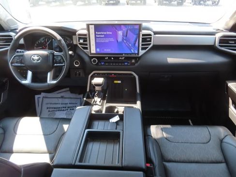 Used 2023 Toyota Tundra Limited AWD/4WD image 28