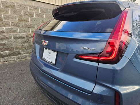 Used 2025 Cadillac XT4 Premium Luxury image 17