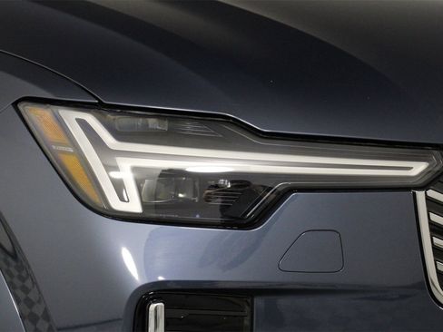 New 2026 Volvo XC90 B6 Plus image 14