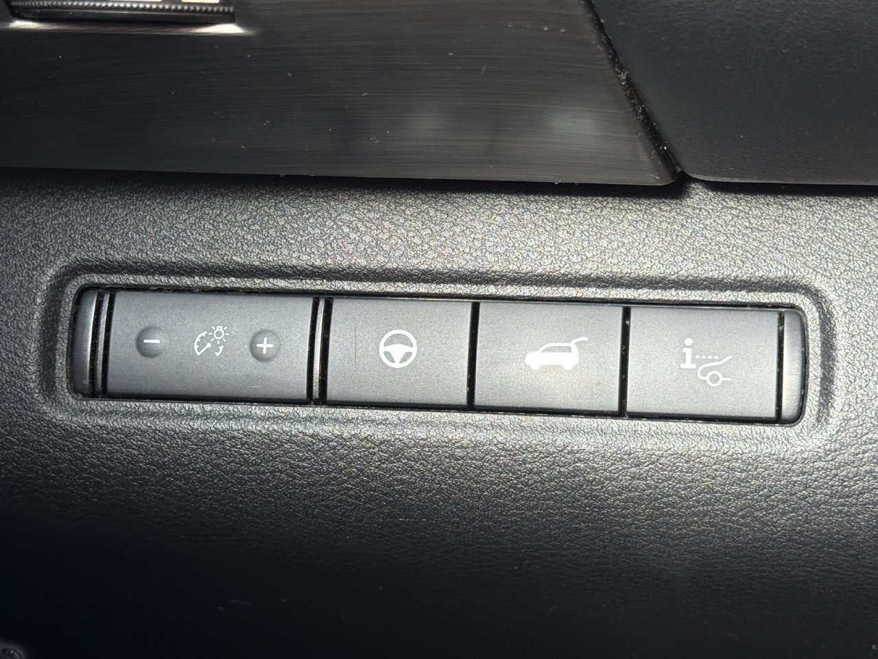 Used 2025 Nissan Pathfinder Platinum w/ Cargo Package AWD/4WD image 14