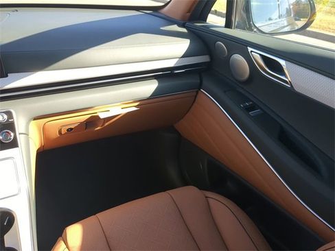 New 2026 Genesis GV80 3.5T Advanced image 15