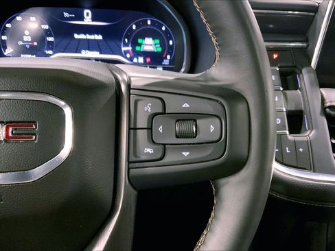 Used 2023 GMC Yukon XL AT4 image 24