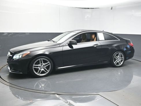 Used 2016 Mercedes-Benz E 400 Coupe image 5