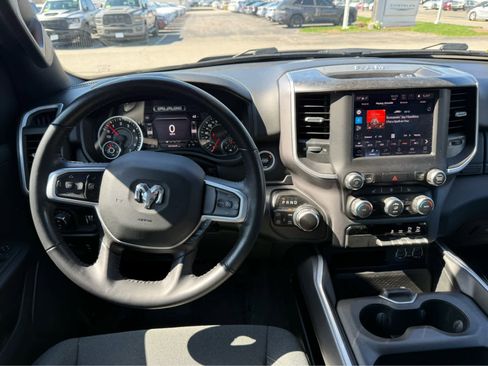 Used 2022 RAM 1500 Big Horn AWD/4WD image 14