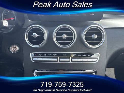 Used 2021 Mercedes-Benz GLC 300 4MATIC image 25