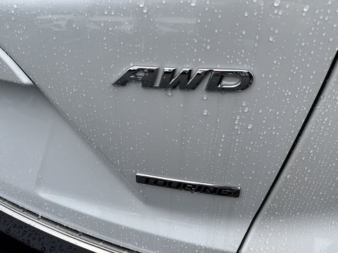 Used 2022 Honda CR-V Touring image 8