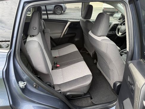 Used 2014 Toyota RAV4 LE FWD image 20