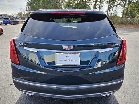 Certified 2025 Cadillac XT5 Premium Luxury image 9