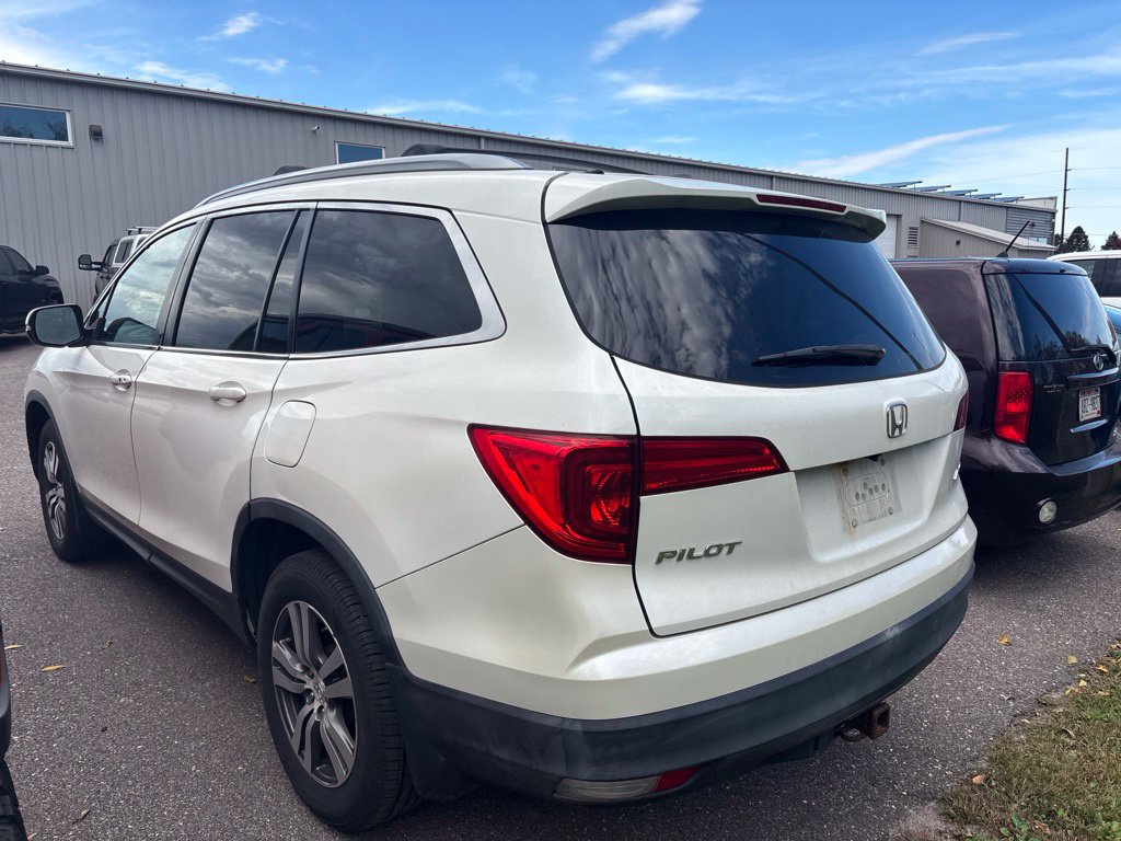 Used 2016 Honda Pilot EX-L image 2