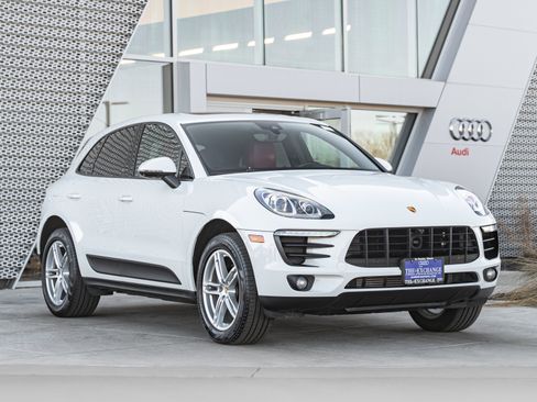 Used 2018 Porsche Macan image 1