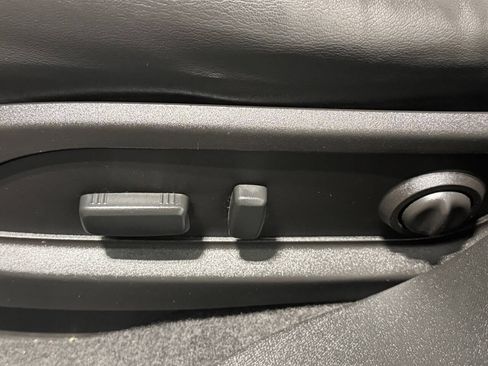 Used 2017 Chevrolet Traverse LT AWD/4WD image 13