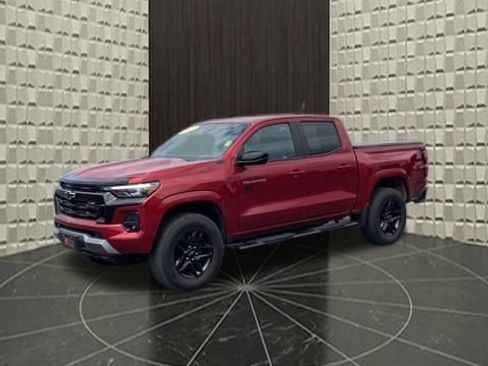 Used 2023 Chevrolet Colorado Z71 w/ Z71 Convenience Package 2 AWD/4WD image 11