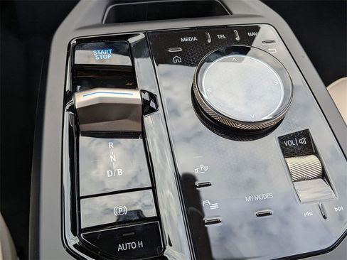 New 2026 BMW iX xDrive45 image 12