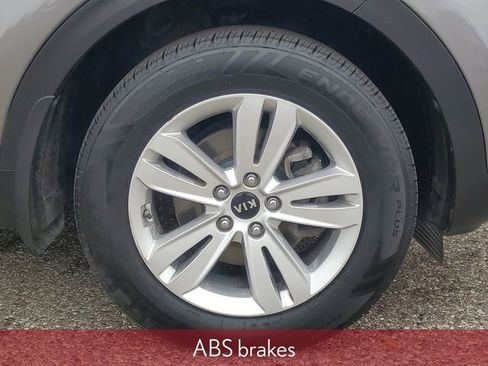Used 2019 Kia Sportage LX image 6
