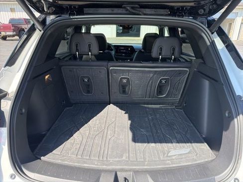 Used 2025 Chevrolet TrailBlazer RS AWD/4WD image 13