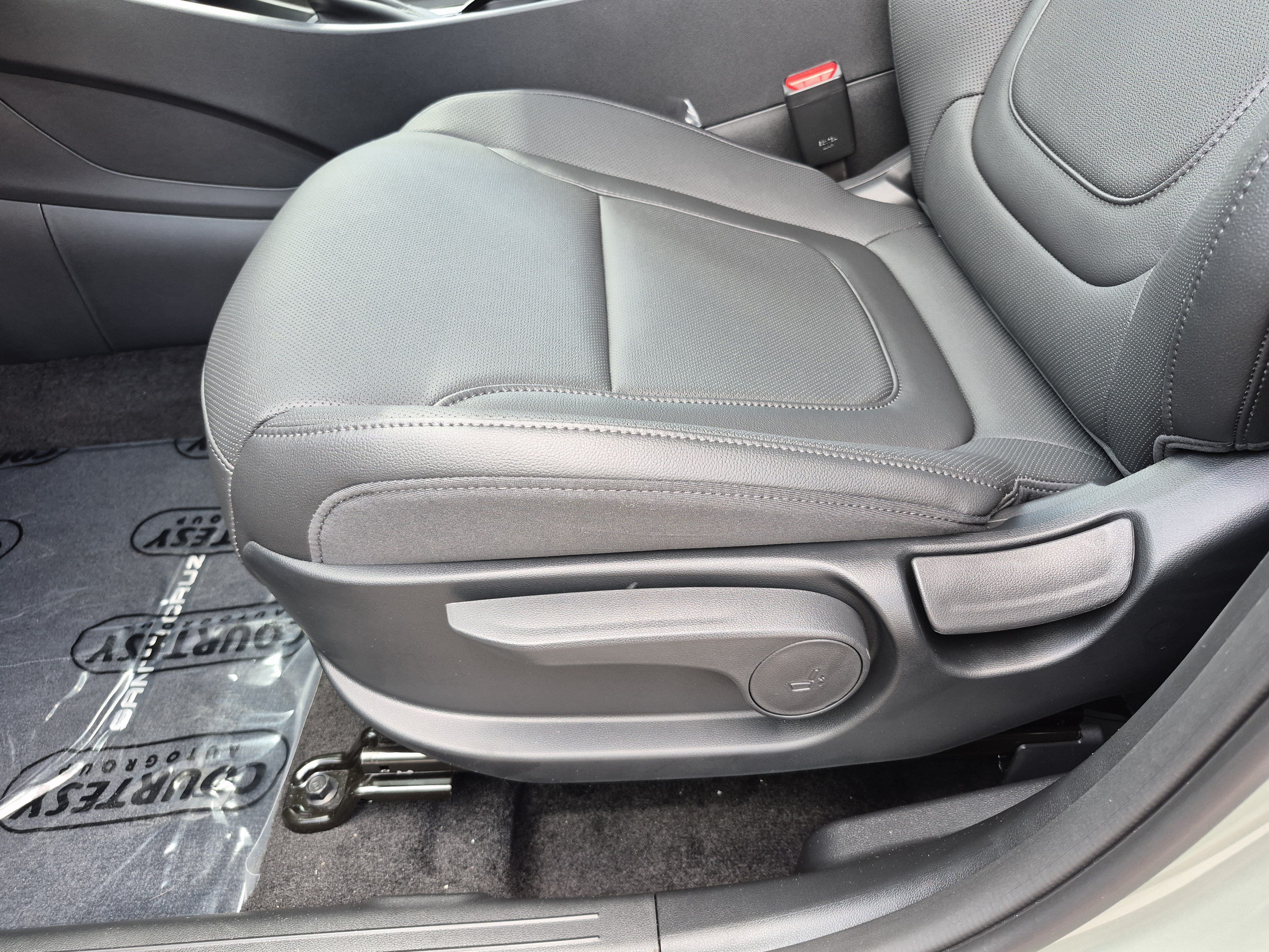 New 2027 Hyundai Santa Cruz SE FWD image 19