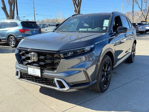 Certified 2026 Honda CR-V Sport Touring image 9