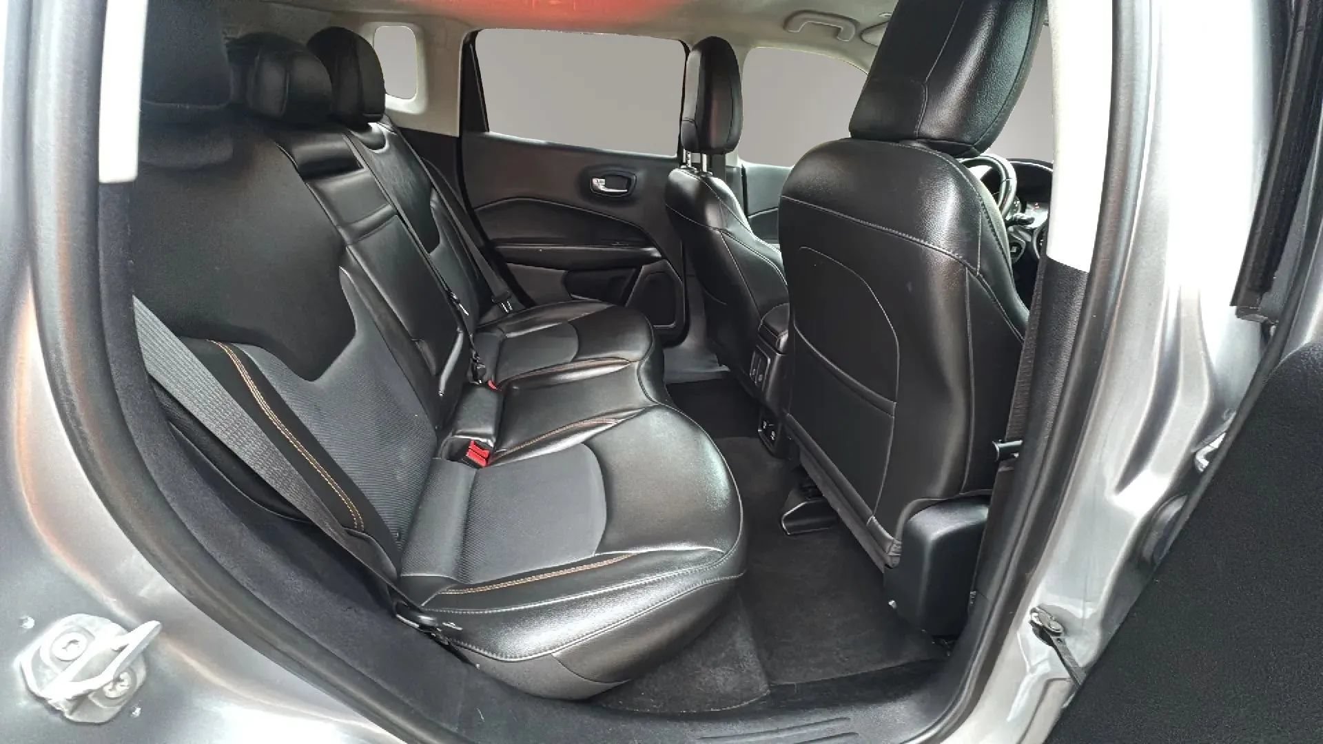 Used 2019 Jeep Compass Limited w/ Safety & Security Group AWD/4WD image 24
