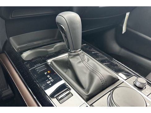 Certified 2025 MAZDA CX-30 2.5 Turbo w/ Premium Package image 19