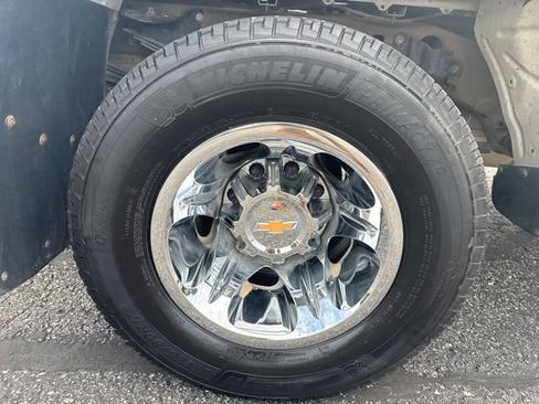 Certified 2024 Chevrolet Silverado 3500 LT w/ Convenience Package AWD/4WD image 13