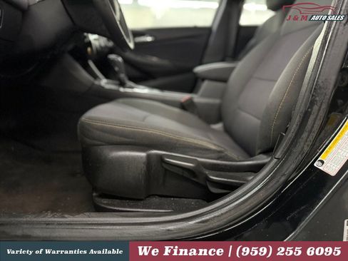 Used 2019 Chevrolet Cruze LS w/ LS Convenience Package FWD image 28