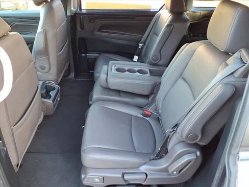 Certified 2023 Honda Odyssey EX-L image 9