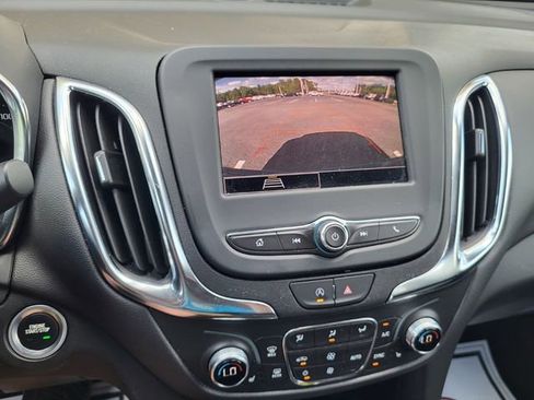 Used 2024 Chevrolet Equinox LT w/ LPO, Floor Liner Package FWD image 20