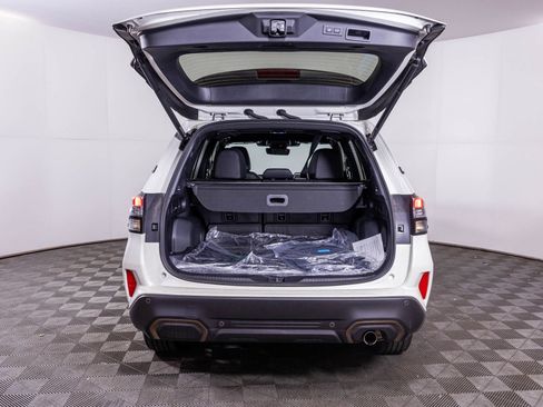 Used 2025 Subaru Forester Sport image 32