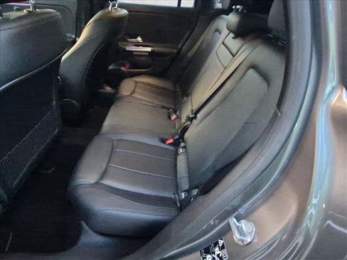 Used 2023 Mercedes-Benz GLA 250 image 18