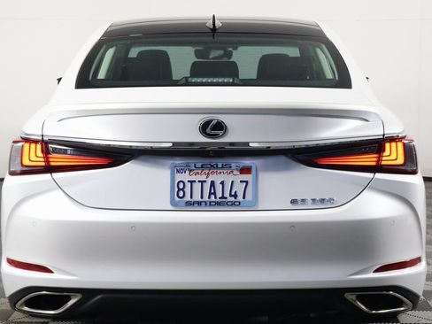 Certified 2021 Lexus ES 350 w/ Accessory Package FWD image 5