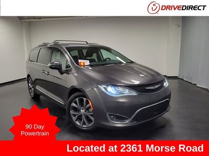 Used 2017 Chrysler Pacifica Limited