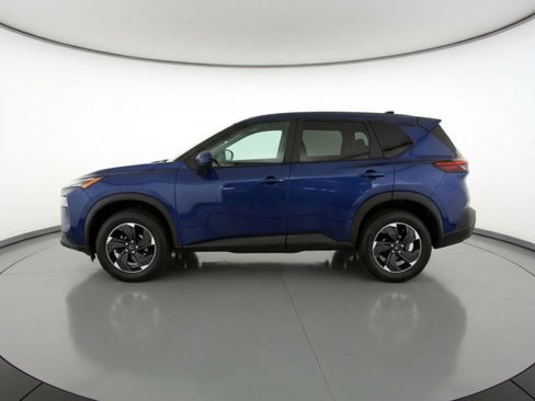 Used 2025 Nissan Rogue SV FWD image 5