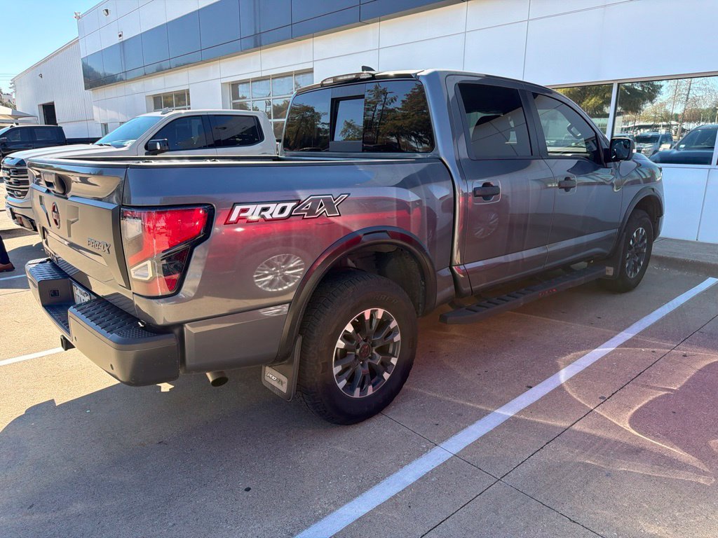 Used 2024 Nissan Titan PRO-4X w/ Pro-4x Convenience Package AWD/4WD image 6