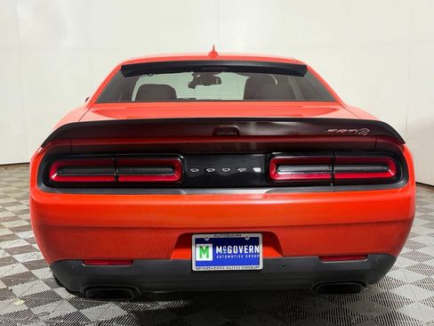 Used 2020 Dodge Challenger SRT Hellcat w/ Plus Package RWD image 5