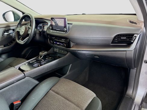 Used 2022 Nissan Rogue SV FWD image 30