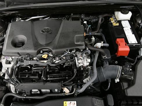 Certified 2023 Toyota Camry SE w/ Cold Weather Package image 34