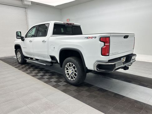 New 2026 Chevrolet Silverado 3500 LTZ w/ LTZ Plus Package AWD/4WD image 3
