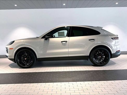 New 2026 Porsche Cayenne Coupe AWD/4WD image 2