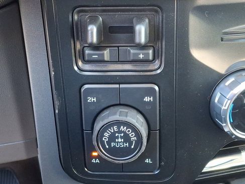 New 2025 Ford F150 Lariat w/ Equipment Group 502A High image 21