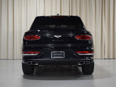 New 2025 Bentley Bentayga AWD/4WD image 18