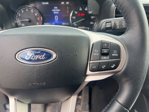 Used 2024 Ford Explorer XLT w/ Equipment Group 202A AWD/4WD image 16