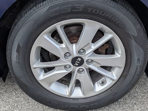 Used 2017 Kia Optima LX FWD image 11